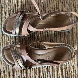 ECCO FELICIA WEDGE SANDAL NIB